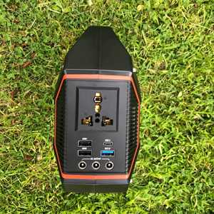 MSC 42Ah 155Wh Power Bank Ports MSC 42Ah 155Wh Power Bank Ports