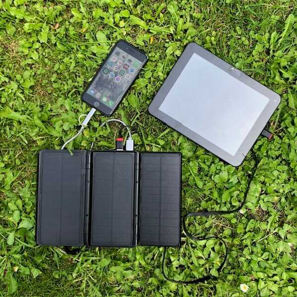 MSC Travel + 20Ah Qi Solar Charger (6 + phone charges)